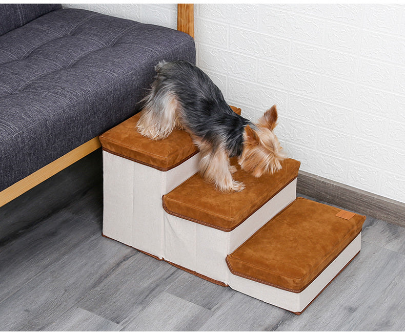 Haustiertreppe – sicher & praktisch für Sofa & Bett